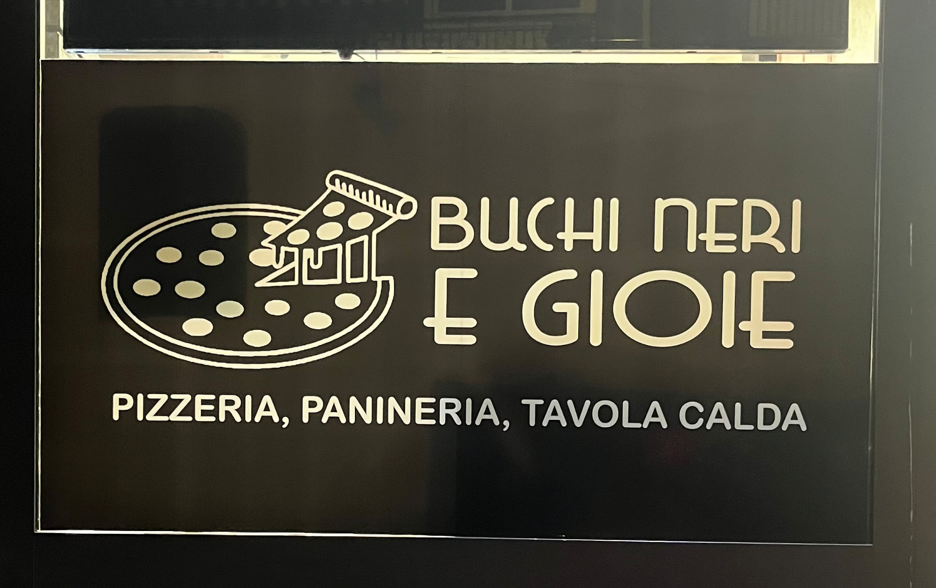 Buchi Neri e Gioie - pizzeria, panineria, tavola calda